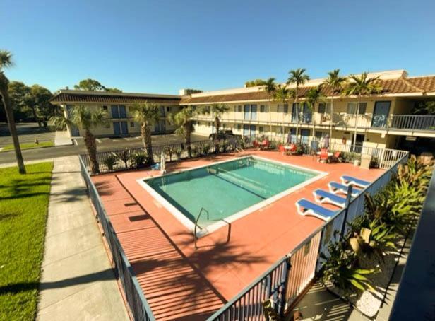Motel 6 Riviera Beach, FL Exteriör bild